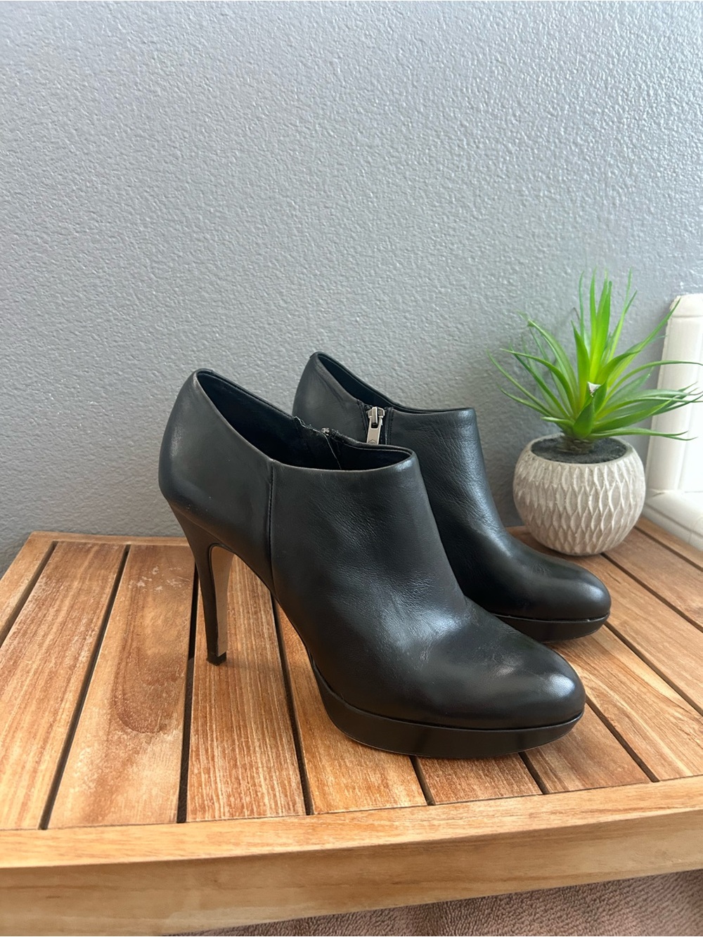 Vince Camuto Black Leather Stiletto Ankle Booties